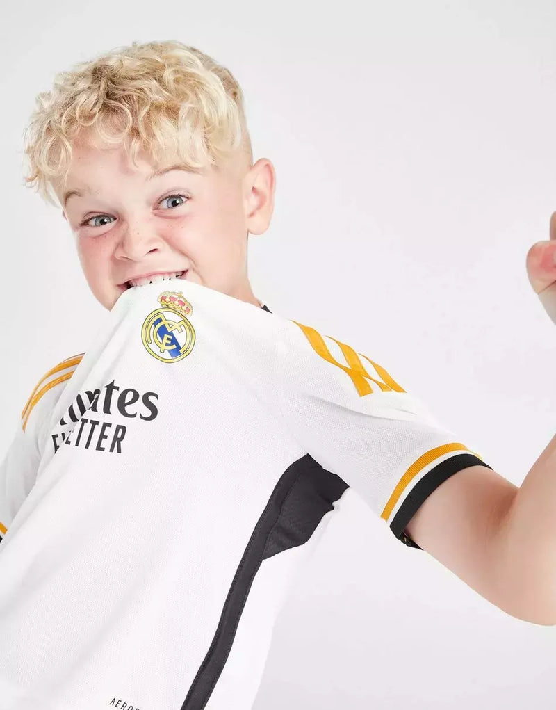 Kit Infantil Real Madrid Titular 23/24