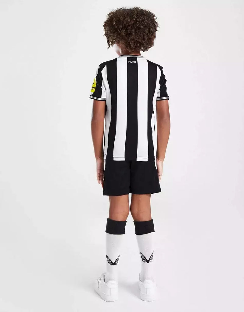 Kit Infantil NewCastle Home 23/24